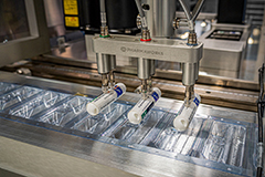 Pharmaworks' FR1 robotic feeder pick head